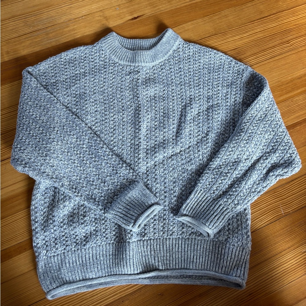 Universal Thread Light Gray Knit Sweater